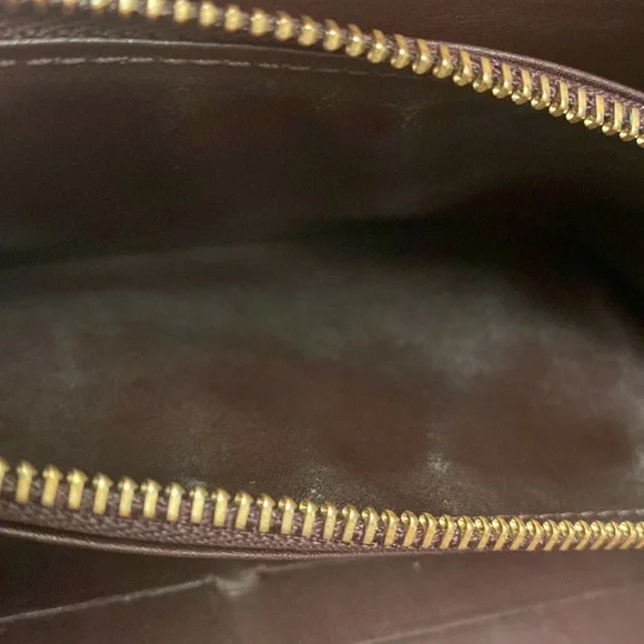 Authentic Louis Vuitton Monogram Vernis Sarah Wallet - Picture 9 of 10